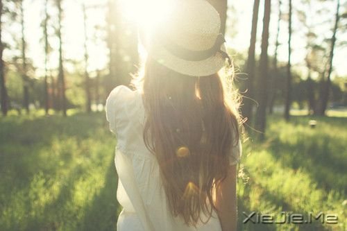 201211192 (3) 一个人的生活,一个人的坚强 (3)